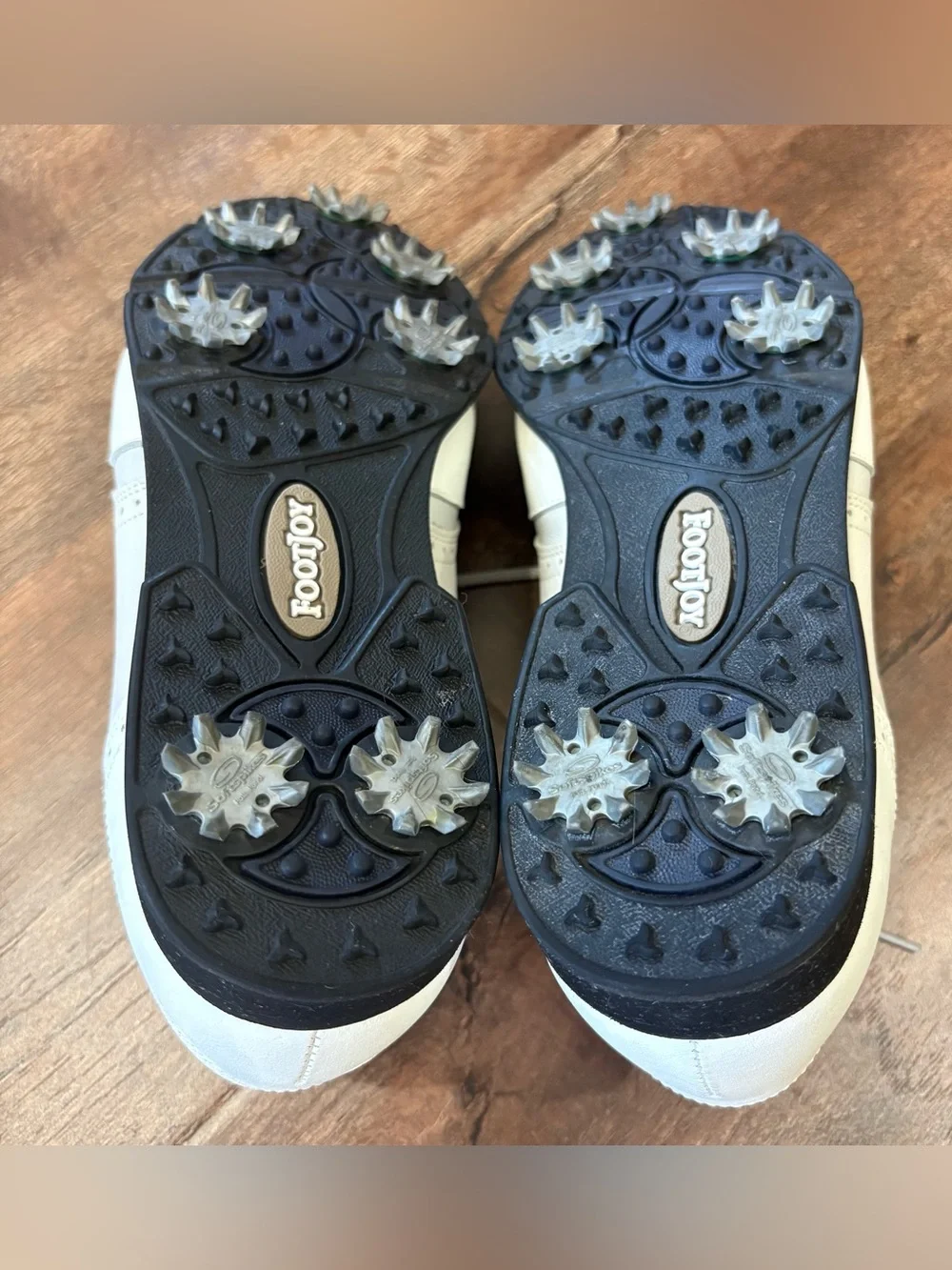Footjoy Softjoys Terrains Golf Shoes Women Size 9.5M Gray and White Duramax Sole